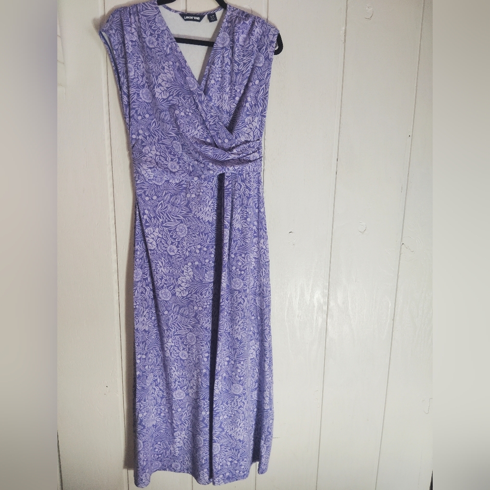 NWOT!! Lands' End Lavender Floral Faux-Wrap Maxi Dress. Size S